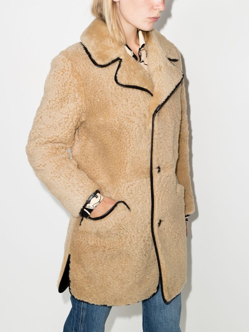 Neutral Shearing Coat