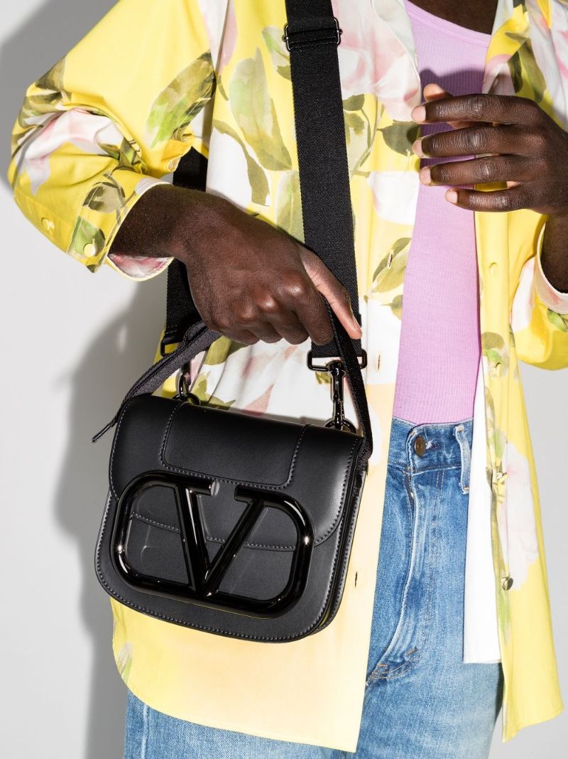 Black Vlogo Leather Messenger Bag
