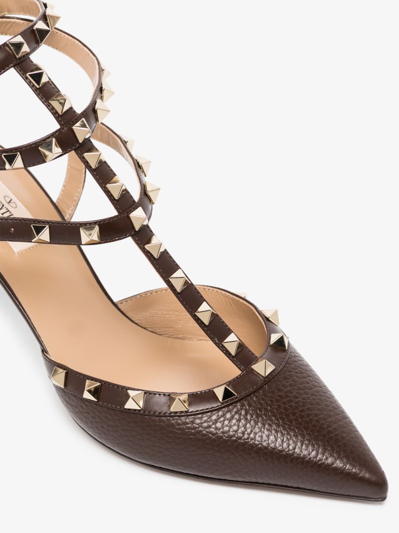 Brown Rockstud 65 Leather Pumps