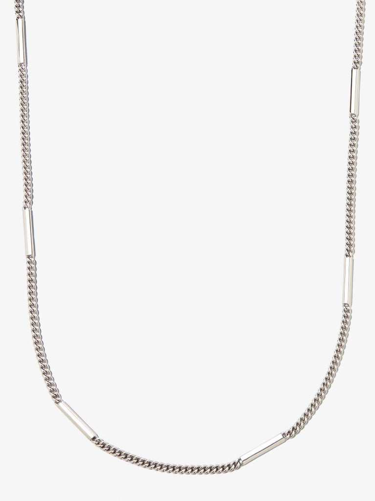 18k White Gold Station Curb Chain Necklace