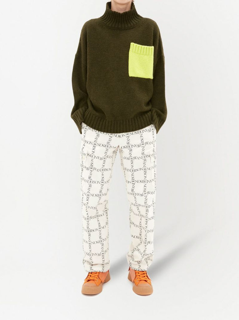 Green Contrast Pocket Sweater