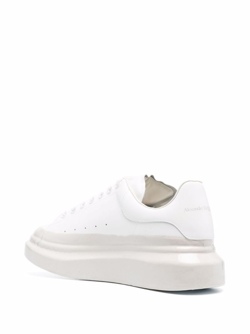 Oversized Contrasting-sole Sneakers