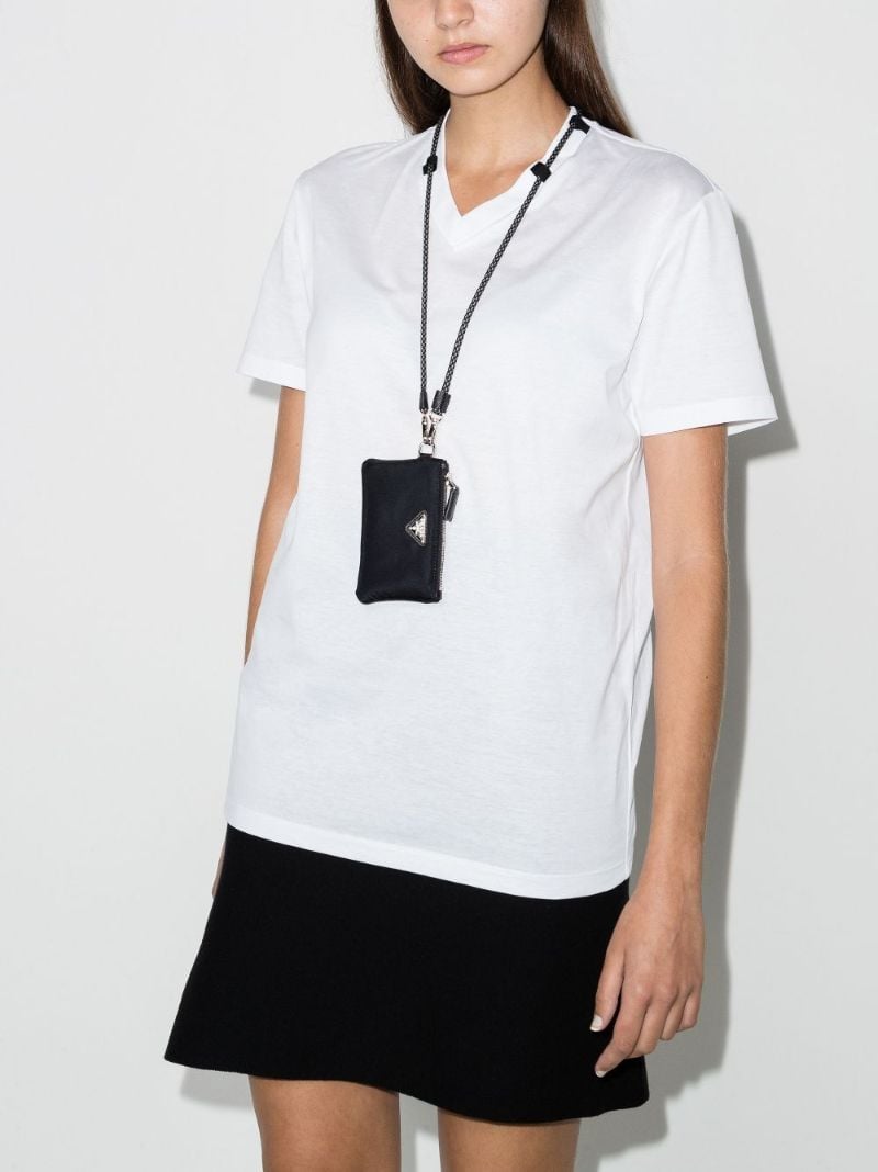 Detachable Pouch T-shirt