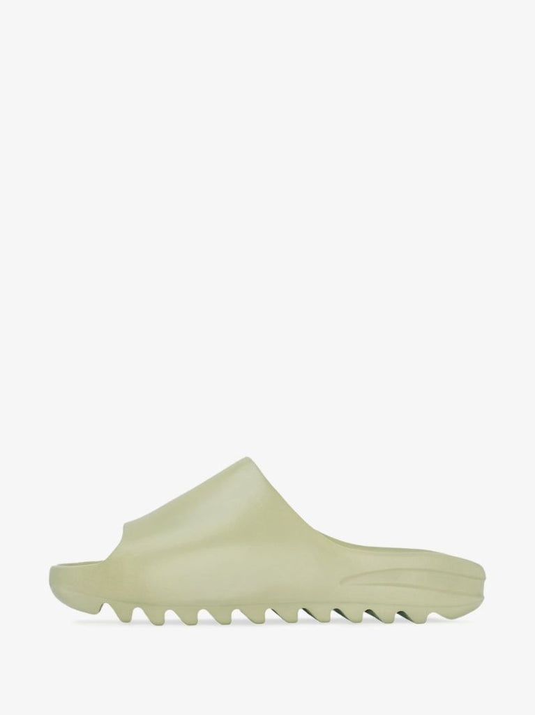 Yeezy Ridged Sole Slides