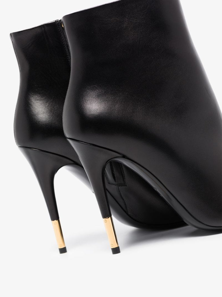 Black Iconic Chain 105 Leather Ankle Boots