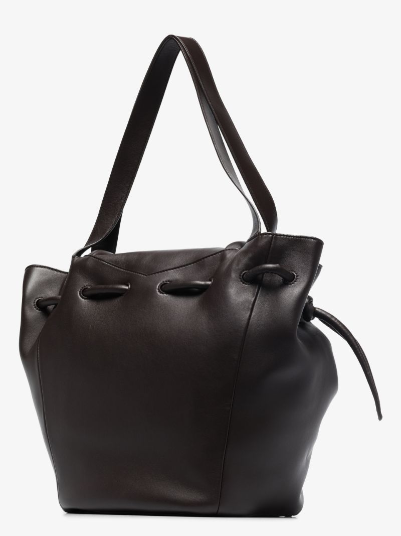 Black Chain Classic Shoulder Bag