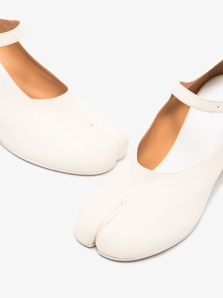 White Tabi 75 Mary Jane Leather Pumps