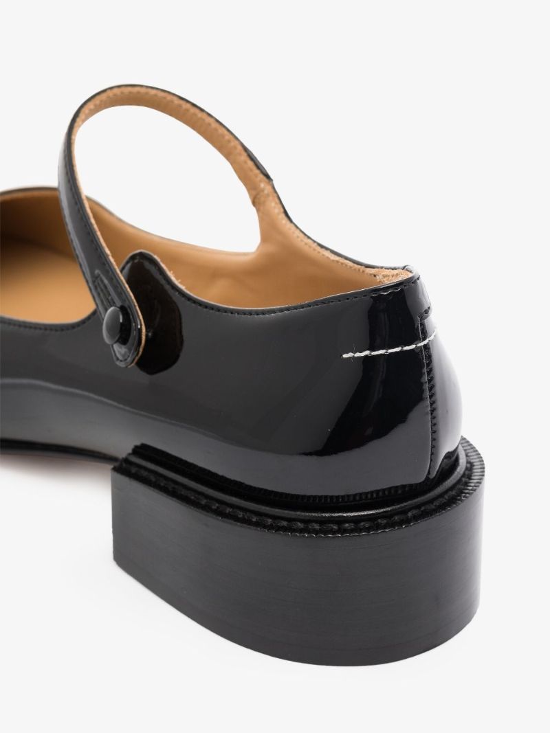 Black Mary Jane 25 Patent Leather Pumps