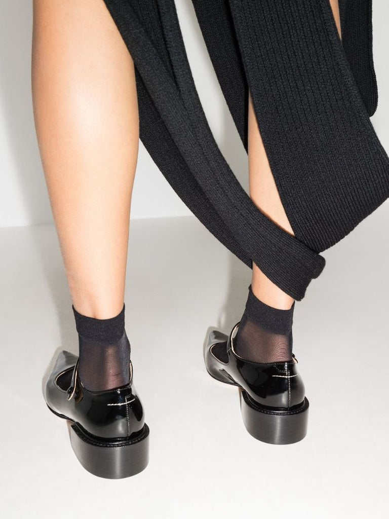 Black Mary Jane 25 Patent Leather Pumps