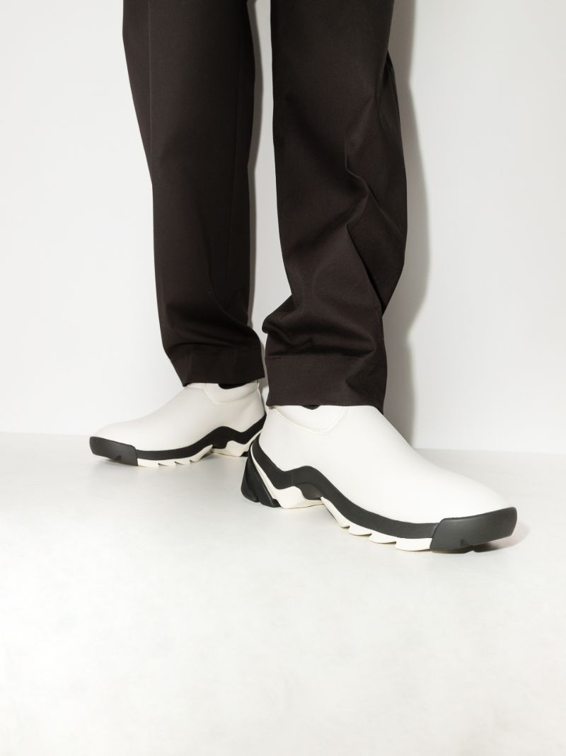 Neutral Lagoon Low Top Leather Sneakers