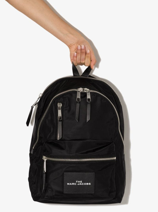 Black the Zipper Backpack