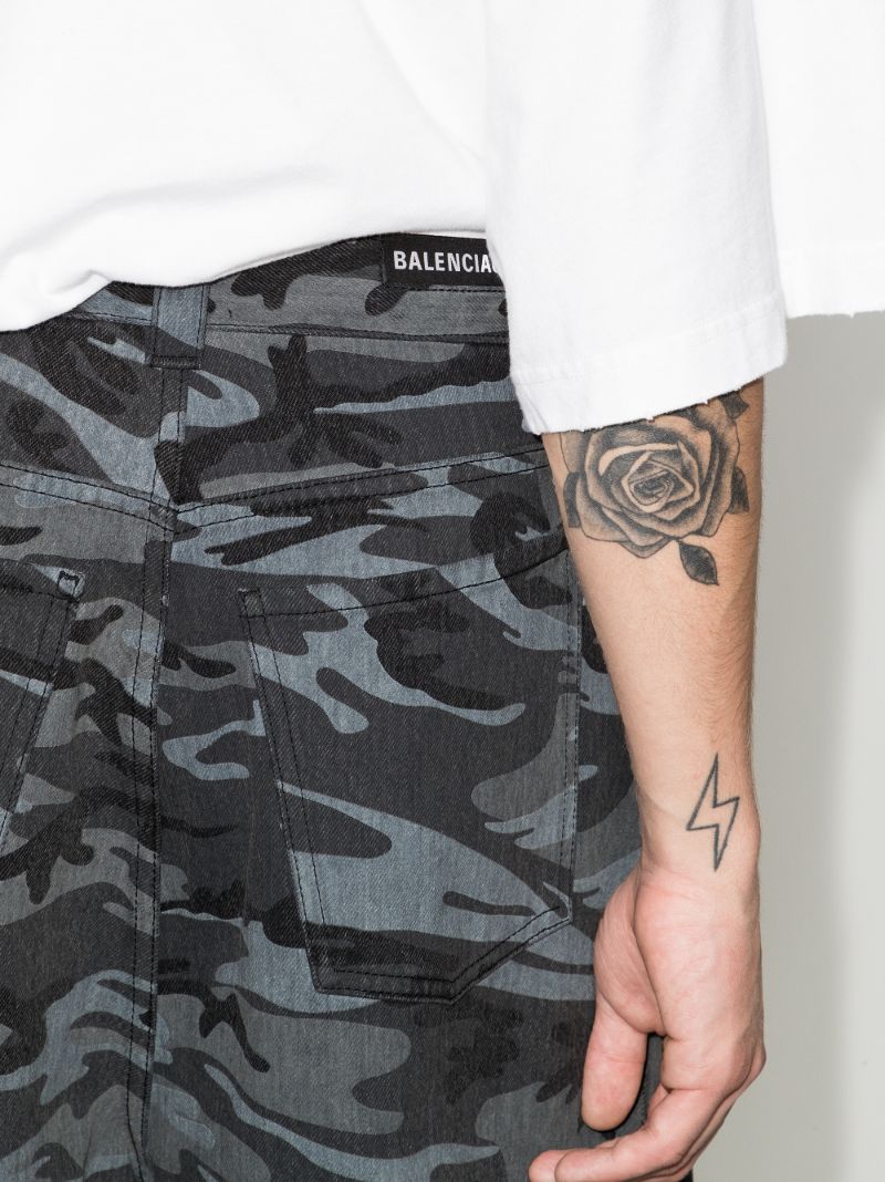 Camouflage Print Wide Leg Shorts