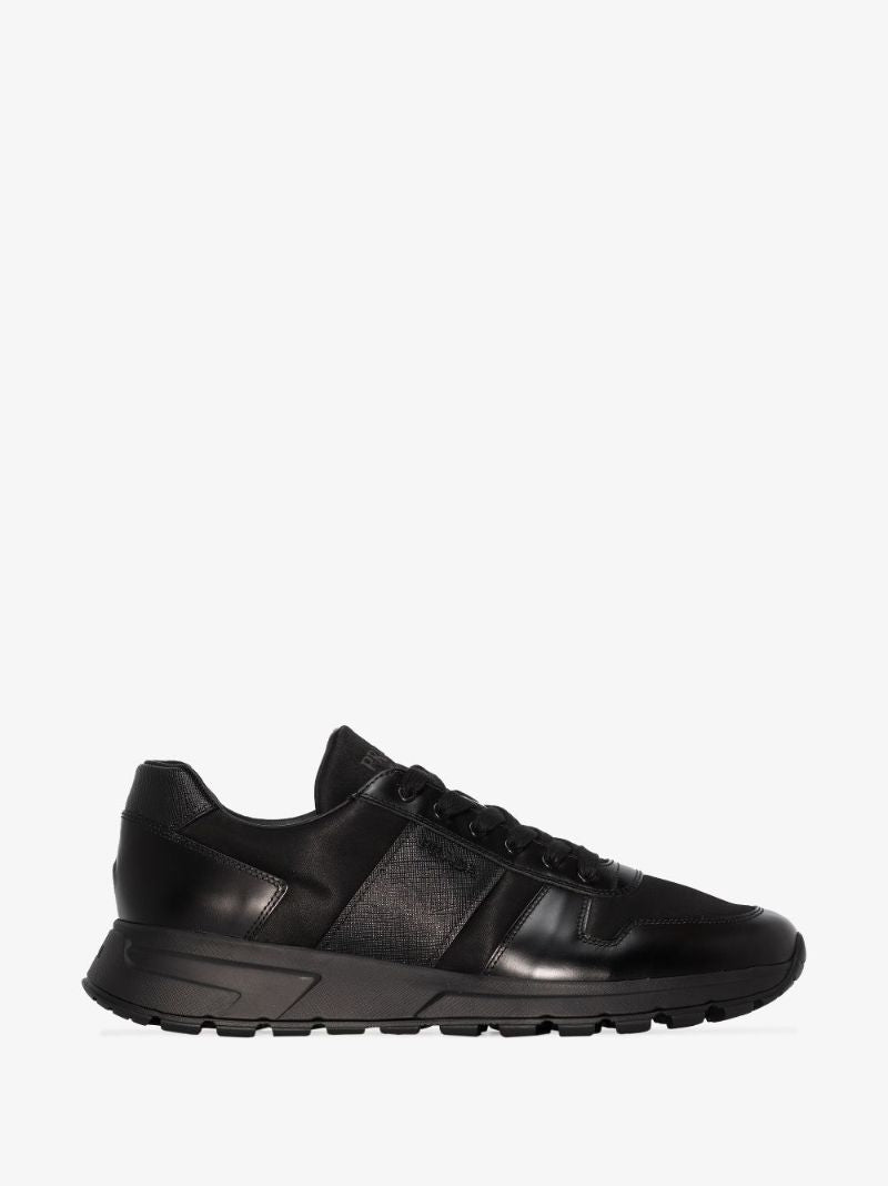 Black Prax 1 Low Top Leather Sneakers