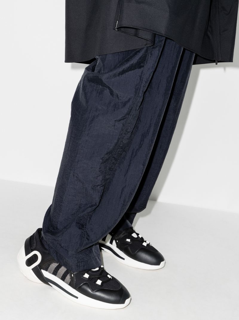 Black Idoso Boost Sneakers