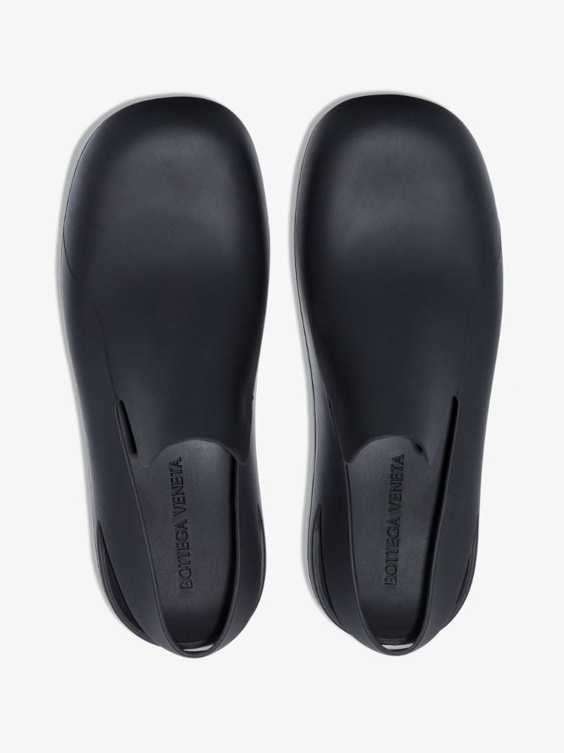 Black Puddle Sandals