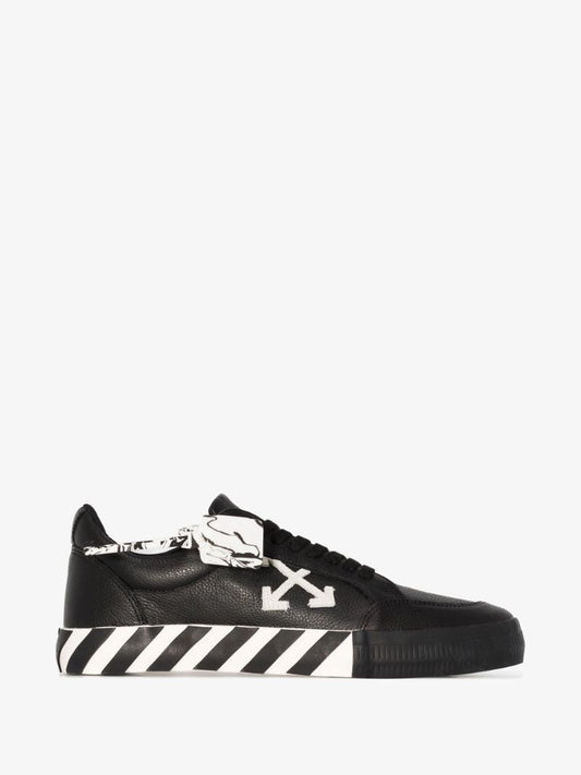 Black Low Vulcanised Leather Sneakers