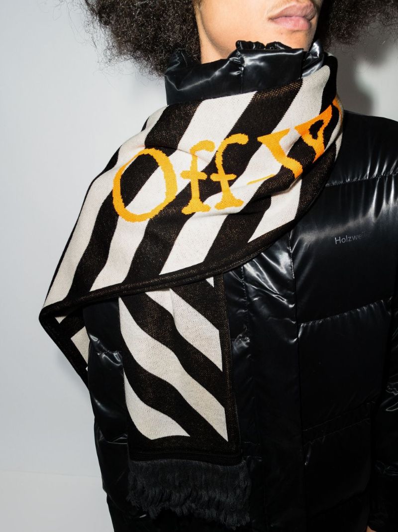Black Arrows Striped Scarf