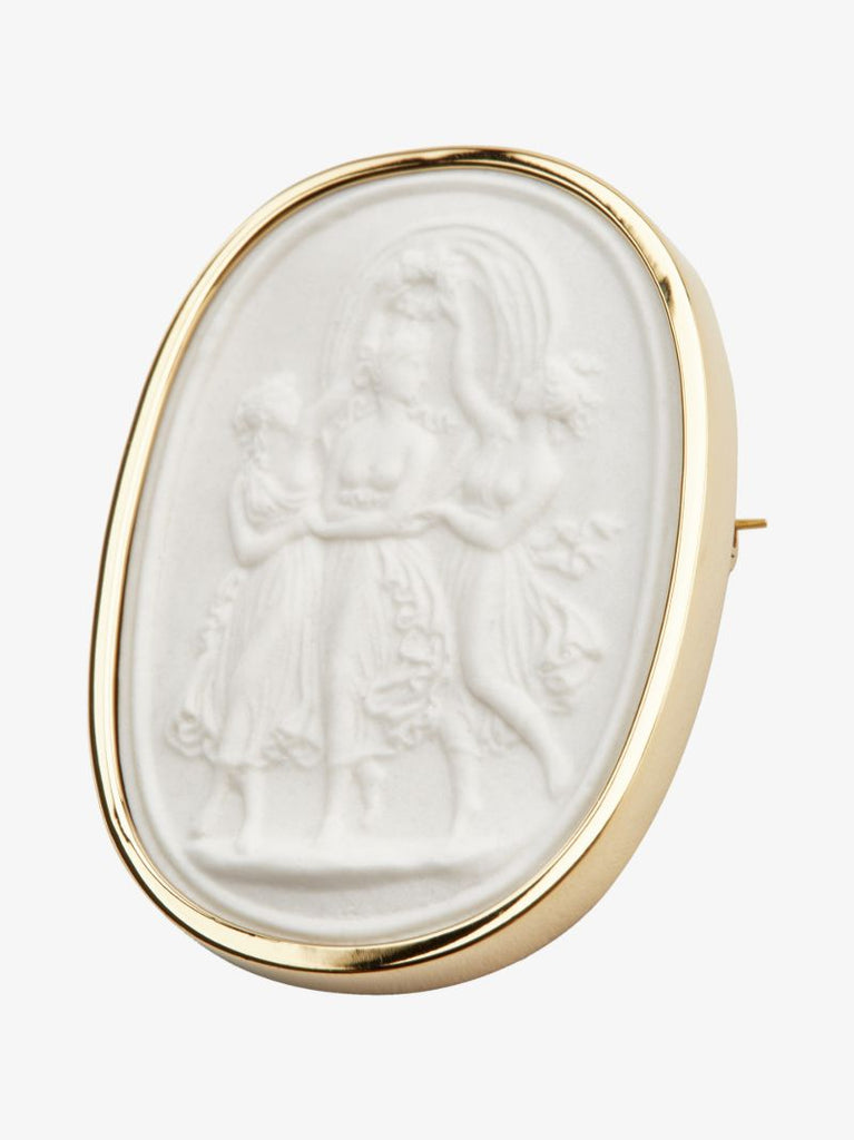 Gold Tone Cameo Brooch