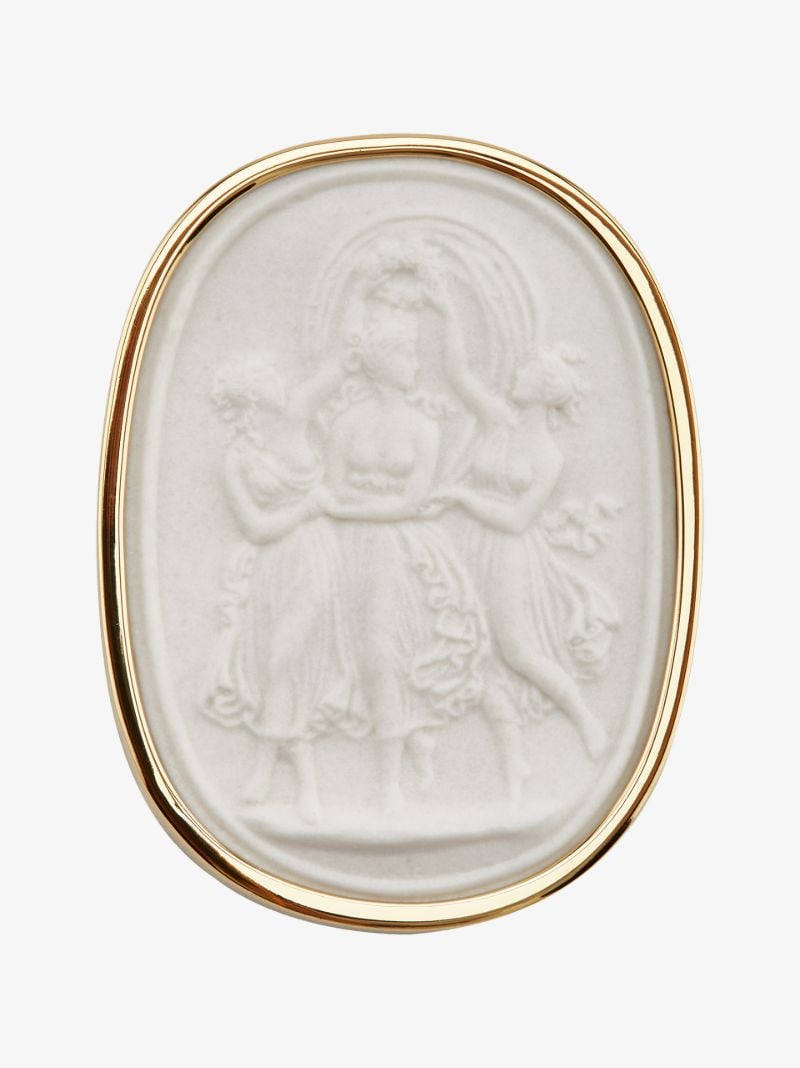 Gold Tone Cameo Brooch