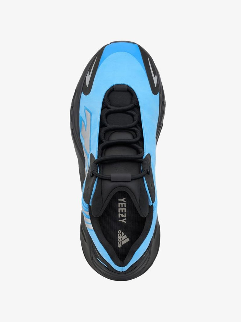 Yeezy Boost 700 