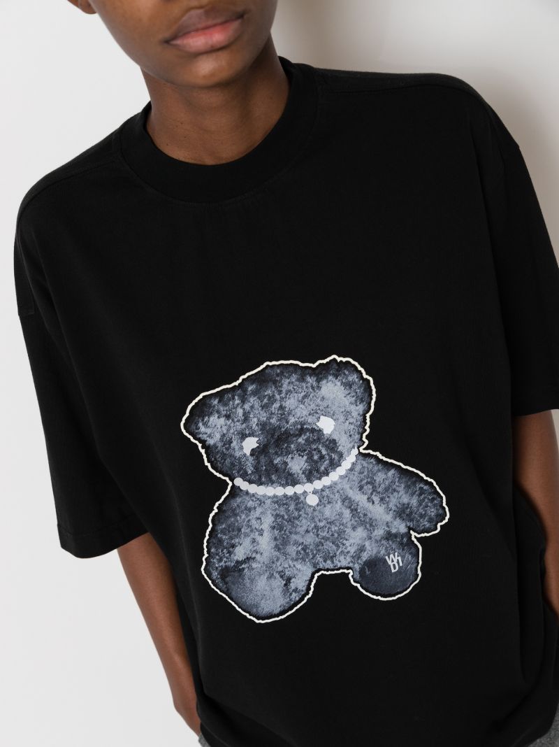 Pearl Necklace Teddy T-shirt