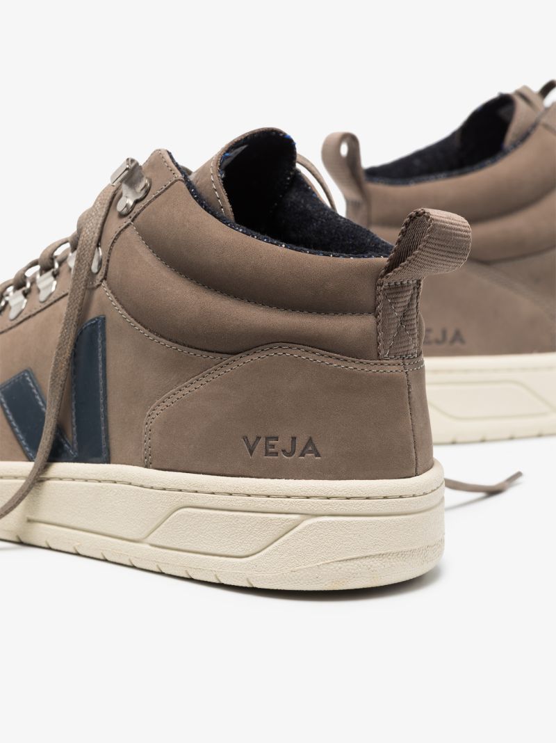 Brown Roraima High Top Sneakers