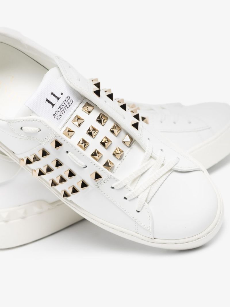 White Rockstud Untitled Low Top Leather Sneakers