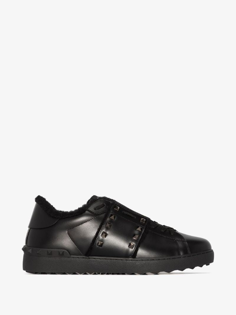 Black Rockstud Untitled Low Top Leather Sneakers