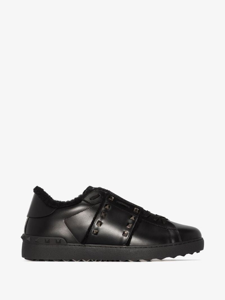 Black Rockstud Untitled Low Top Leather Sneakers