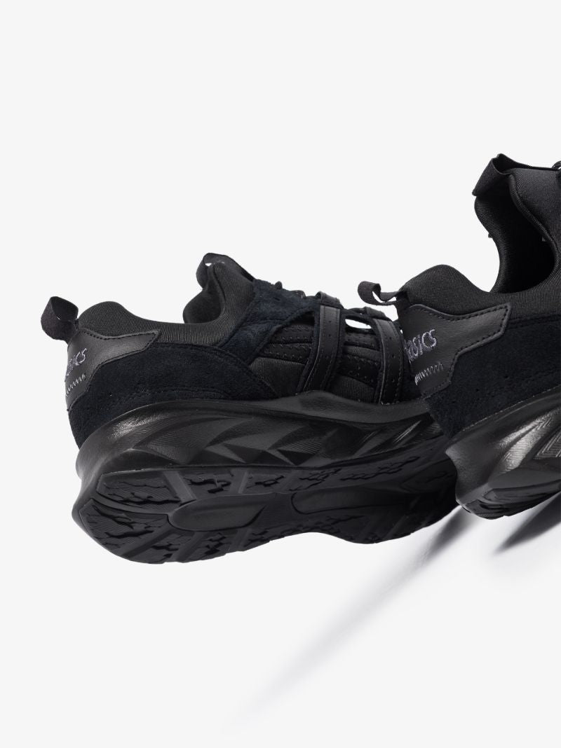 Black Gel-quantum Levitrack Sneakers