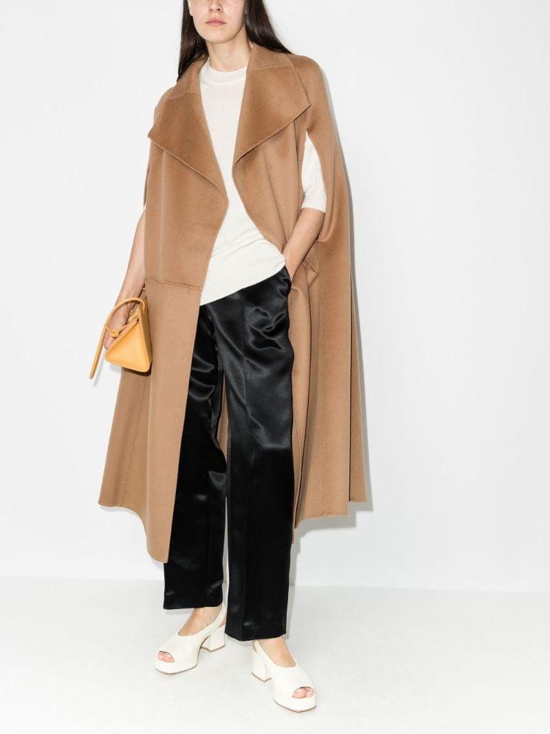 Mid-length Cape