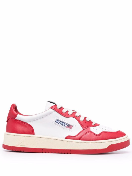 Medalist Sneakers