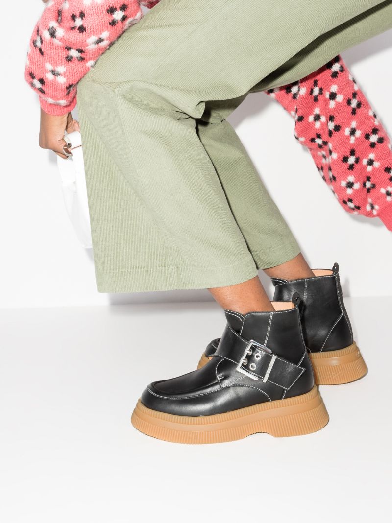 Black Flatform Leather Ankle Boots
