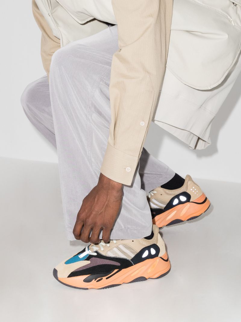 Neutral Boost 700 V1 Enflame Sneakers