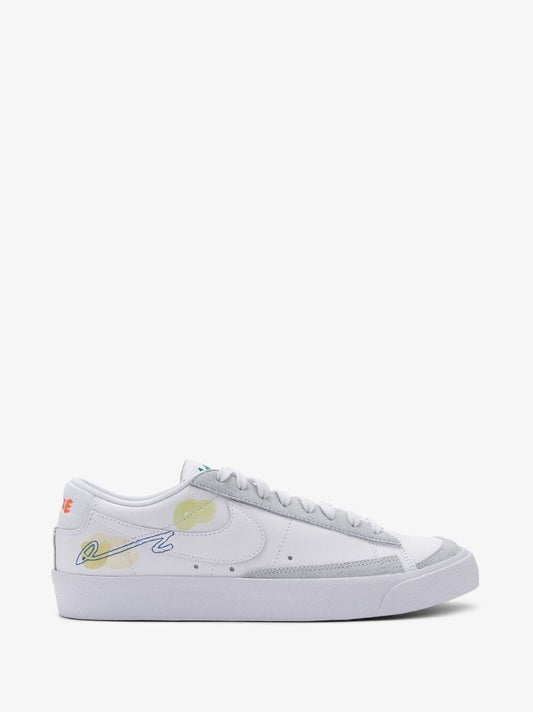 White Flyleather Blazer 77 Sneakers