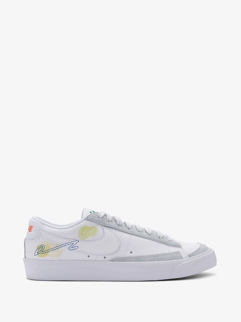 White Flyleather Blazer 77 Sneakers