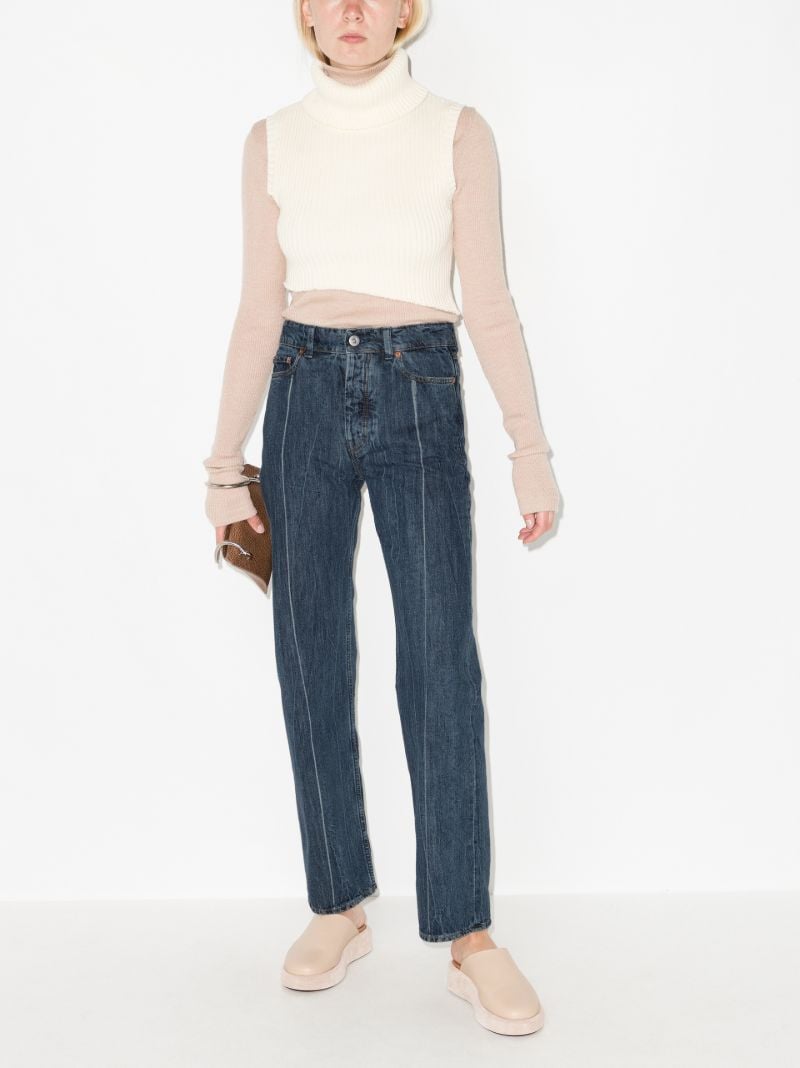 Linear Cut Straight Leg Jeans