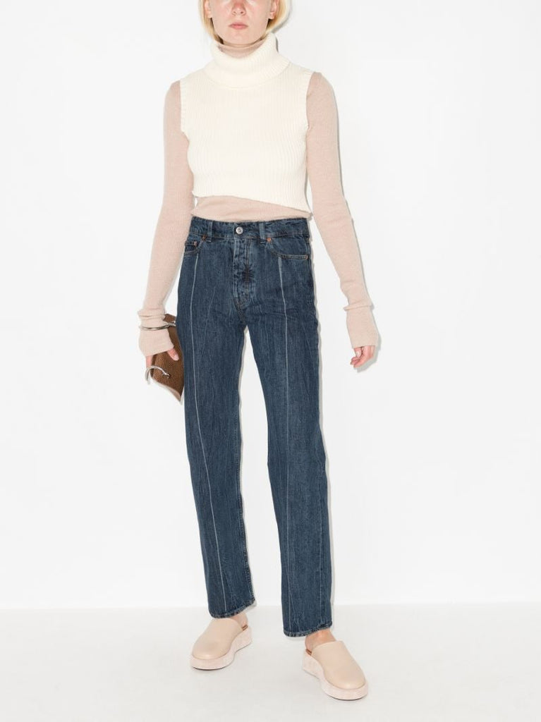 Linear Cut Straight Leg Jeans