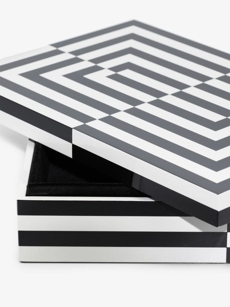 Black and White Op Art Large Lacquer Box
