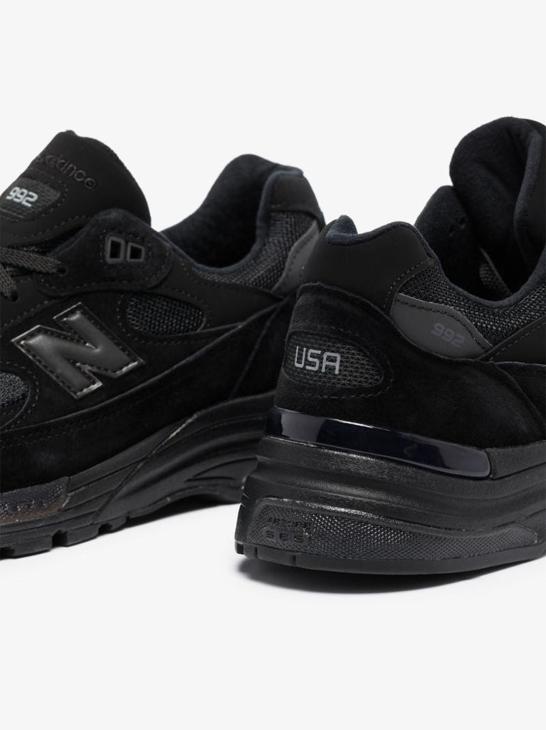 Black 992 Low Top Sneakers
