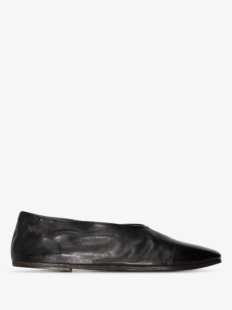 Black Flat Leather Pumps