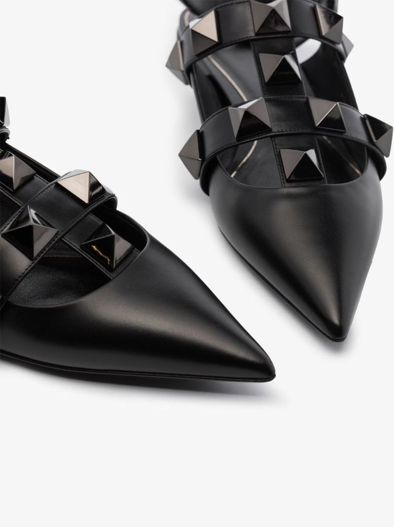 Black Roman Stud Leather Pumps