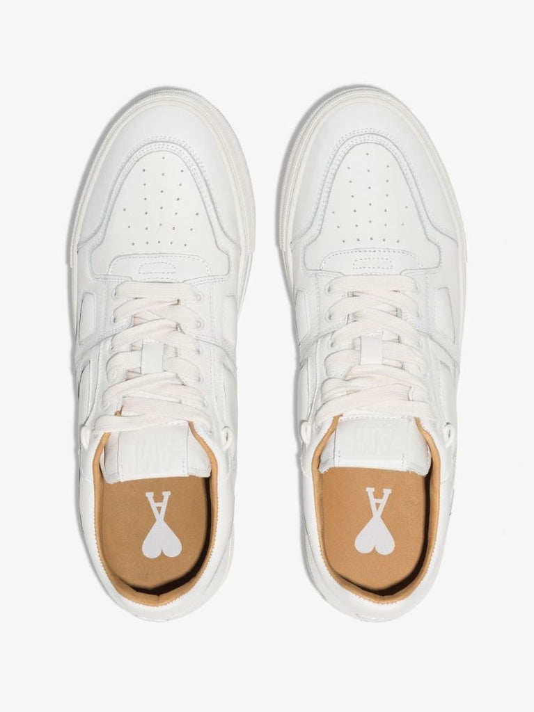 White Ami De Coeur Leather Low Top Sneakers