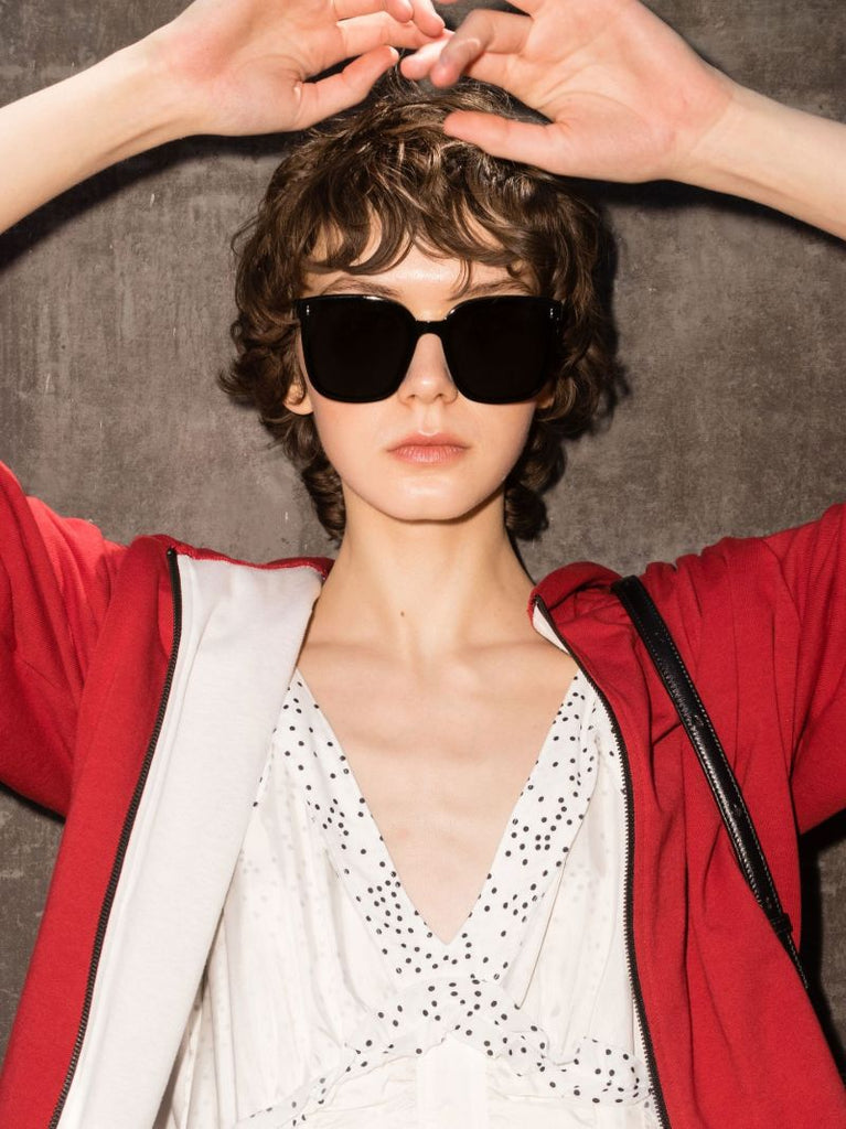 Black Frida 01 Wayfarer Sunglasses