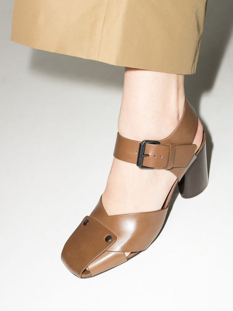 Brown 90 Cutout Leather Pumps