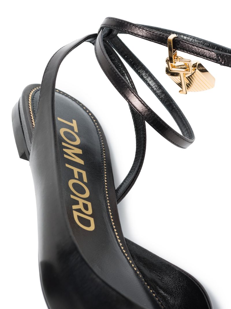 Black Padlock Leather Pumps
