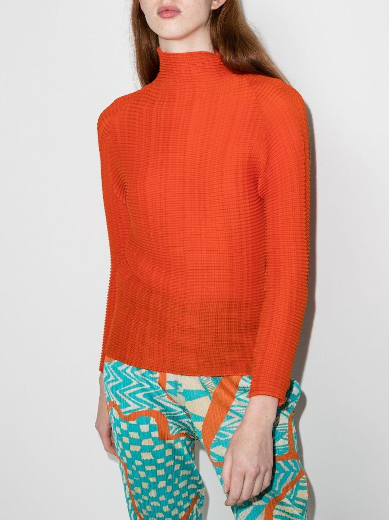 Spongy Turtleneck Top