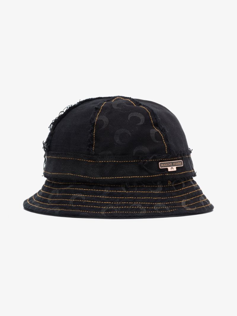 Black Crescent Moon Print Bucket Hat