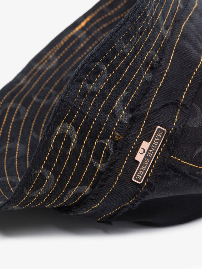 Black Crescent Moon Print Bucket Hat