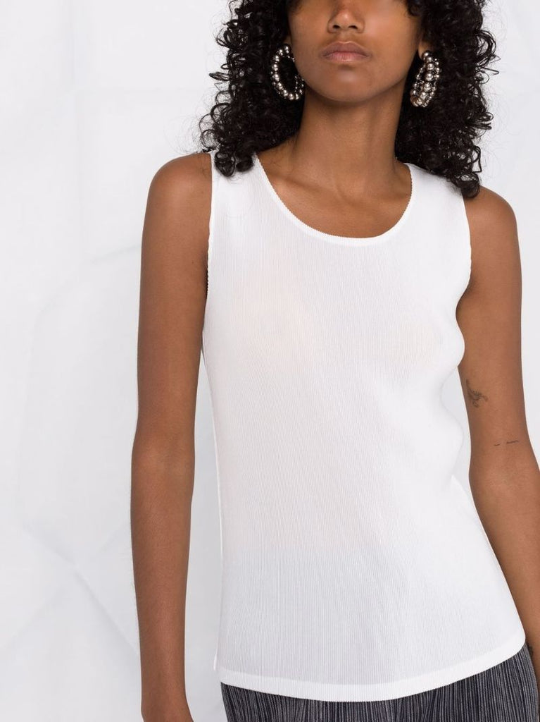 White Sleeveless Pleated Vest